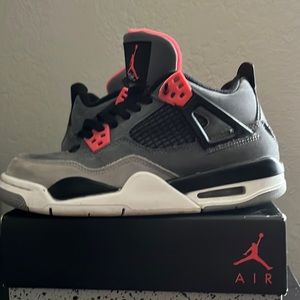 Jordan 4 infrared
